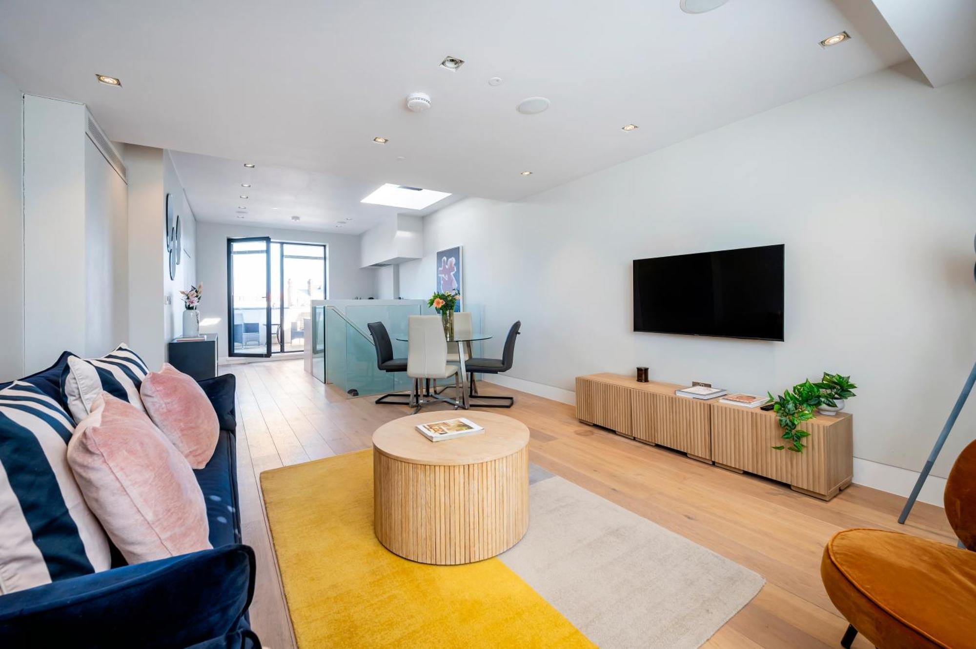 Arcore Premium Bloomsbury London