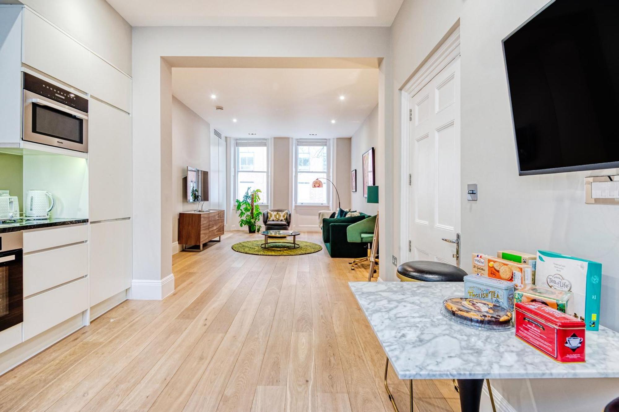 Arcore Premium Bloomsbury *